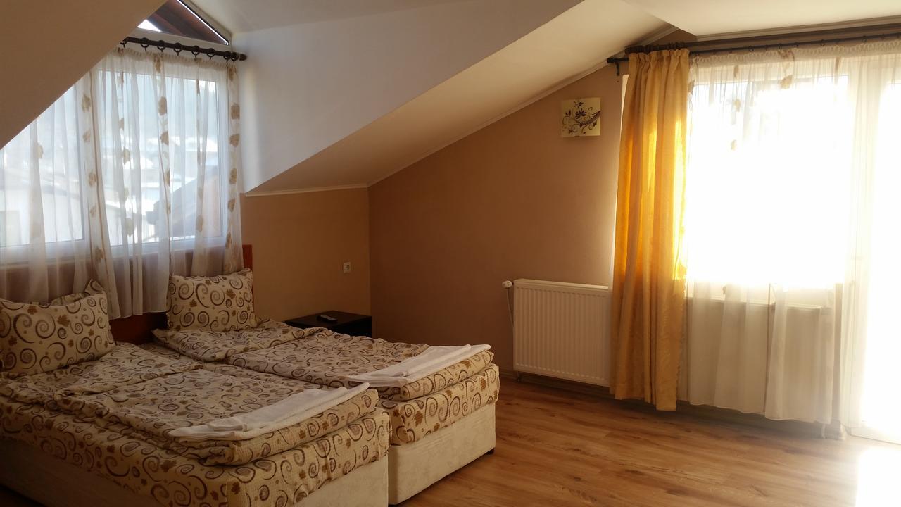 Yana Guest House Dobriniste Kültér fotó