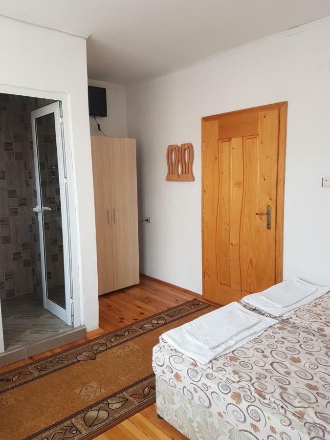 Yana Guest House Dobriniste Kültér fotó